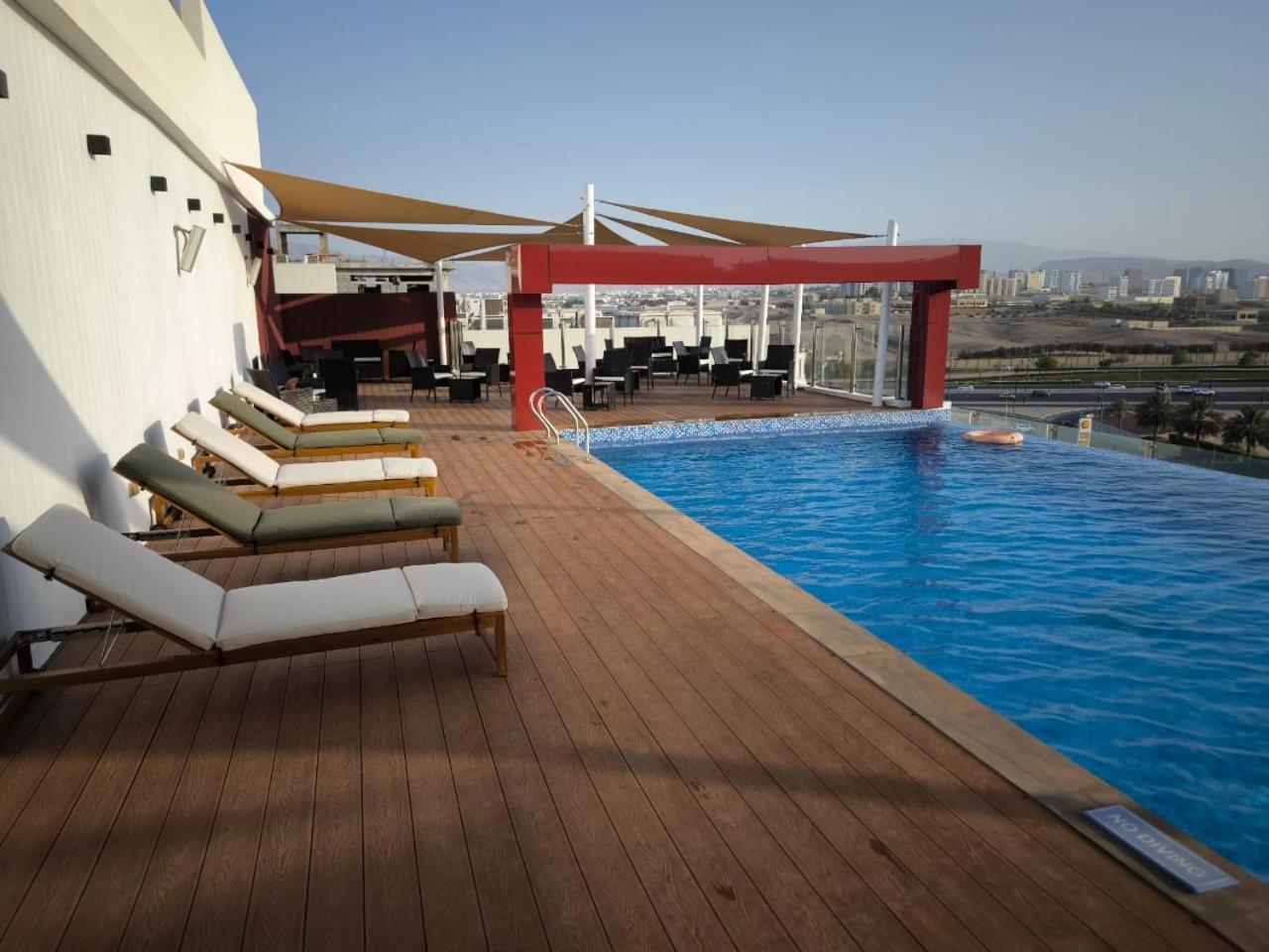 Carnelian - Airport Muscat