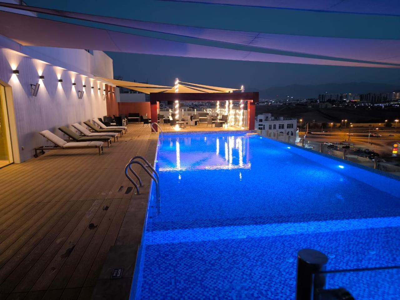 Carnelian - Airport Hotel Muscat
