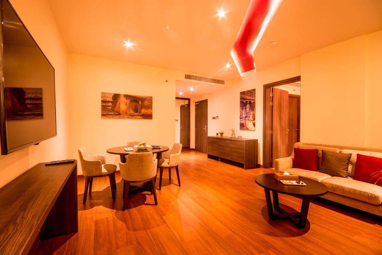 Hotel Carnelian - Airport