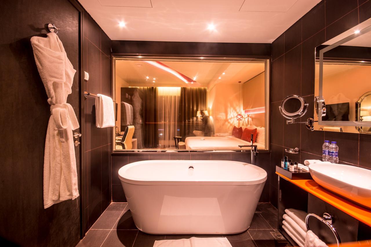 Carnelian - Airport Hotel Muscat