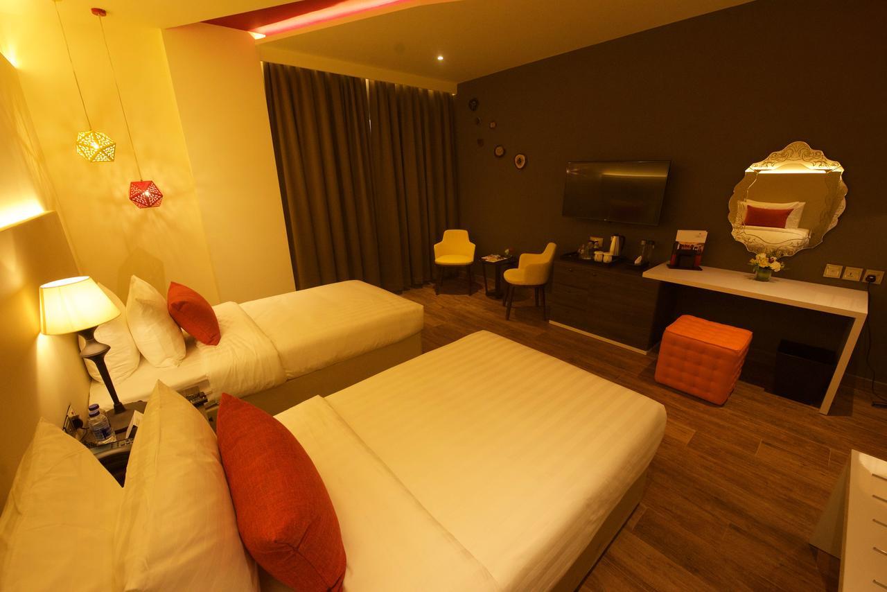 Carnelian - Airport Отель 4*